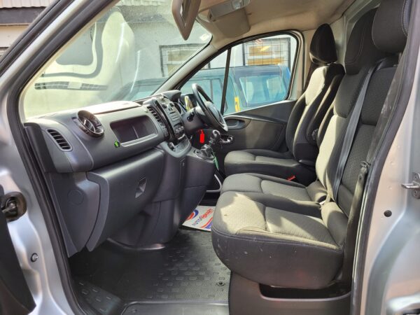 2018 Vauxhall Vivaro 1.6 CDTI Sportive Manual