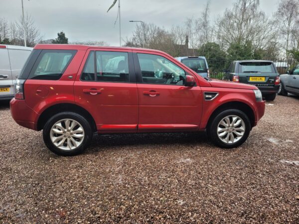 2014 Land Rover Freelander 2.2 TD4 SE 4WD Manual