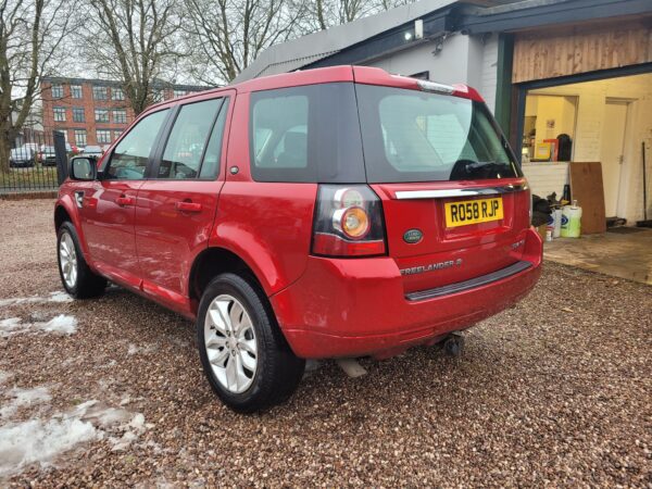 2014 Land Rover Freelander 2.2 TD4 SE 4WD Manual