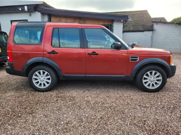 *SOLD* 2007 Land Rover Discovery 3 SE Manual