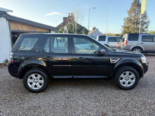 2014 Land Rover Freelander 2 XS Manual