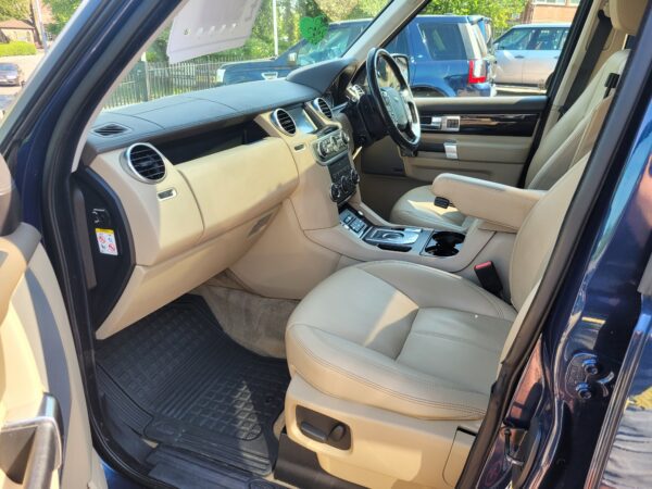 2013 Land Rover Discovery HSE SDV6