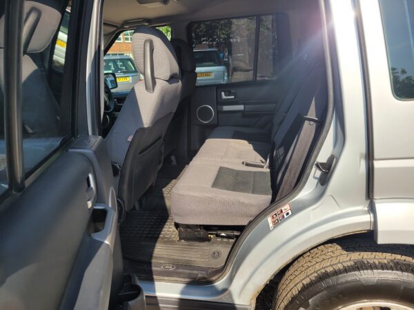 2009 Discovery 3 GS Manual