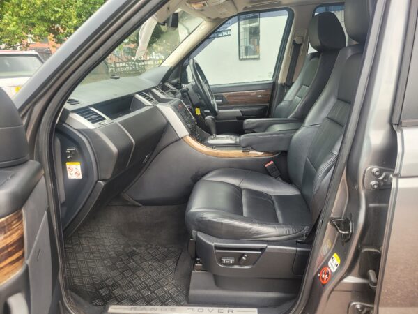 2009 Land Rover Range Rover Sport TDV6 HSE